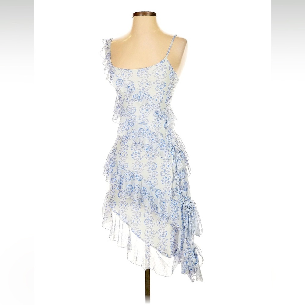 Princess Polly Sz Sm fluttery sweet dress! Light lavender and white.